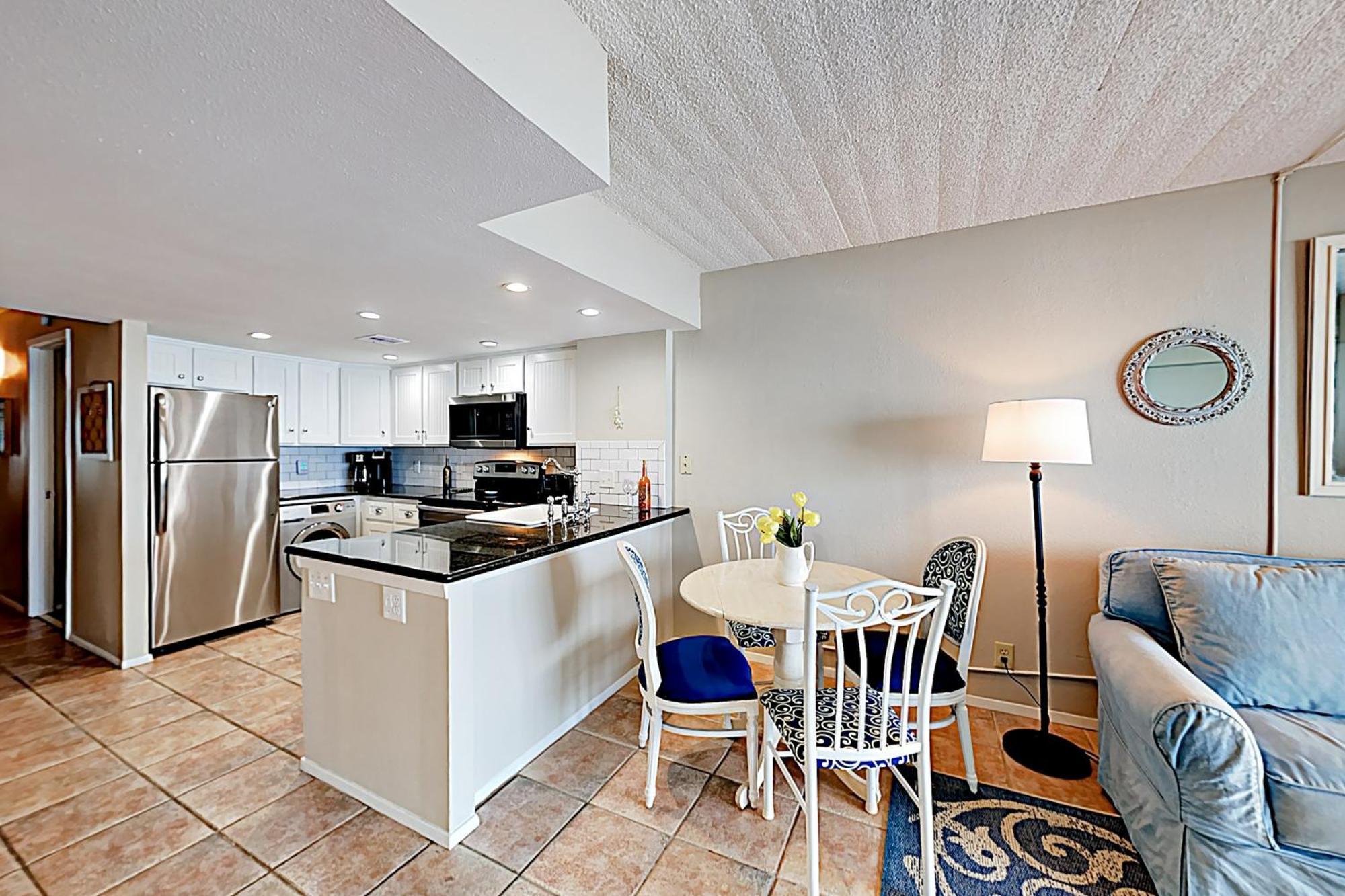 Seawall Apartments Galveston Room photo