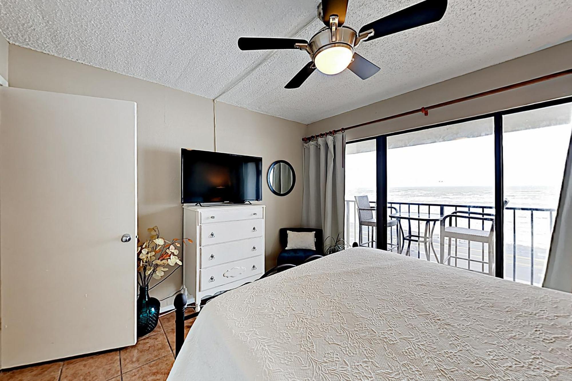 Seawall Apartments Galveston Room photo